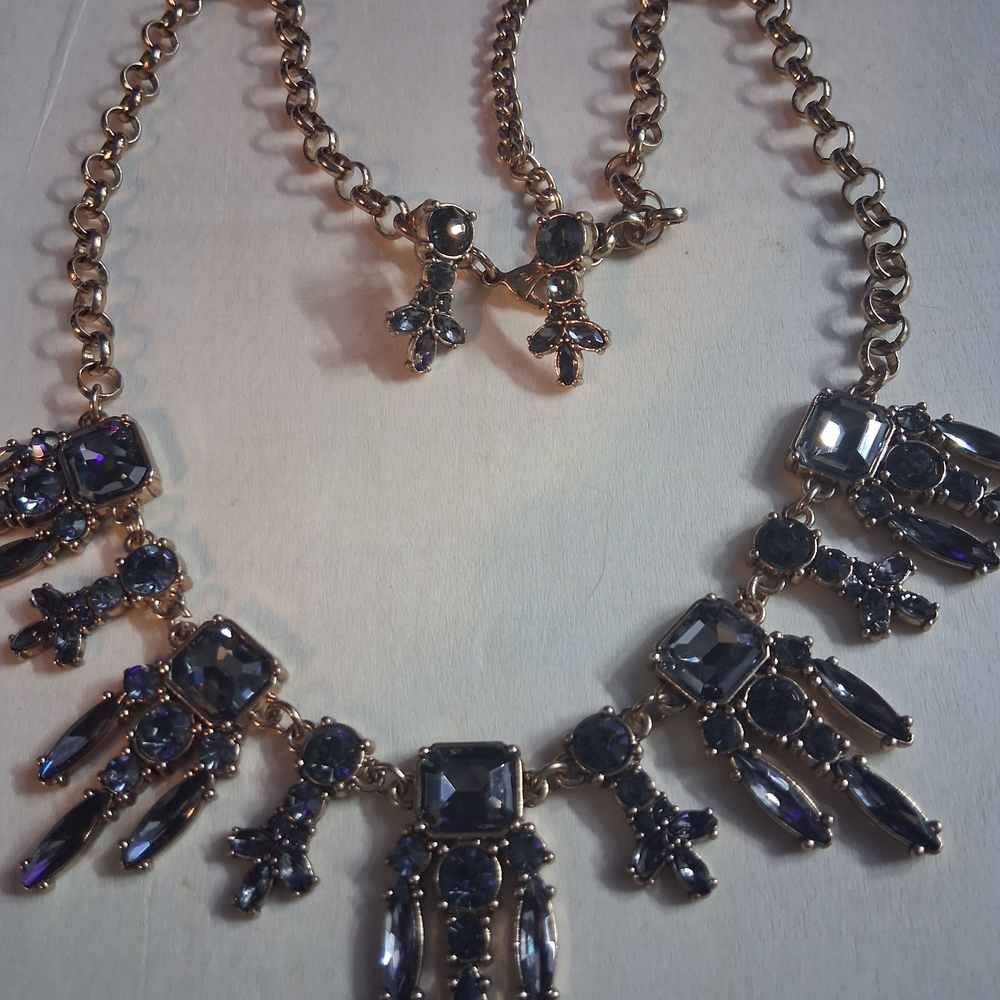 Elegant Gold and Black Jewelry Set